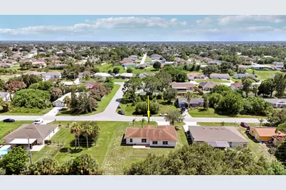 1049 SW Janette Avenue, Port Saint Lucie, FL 34953 - Photo 15