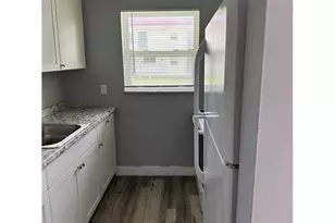4800 NW 24th Ct, Lauderdale Lakes, FL 33313 - Photo 1