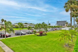 801 Atlantic Shores Blvd, Hallandale Beach, FL 33009 - Photo 33