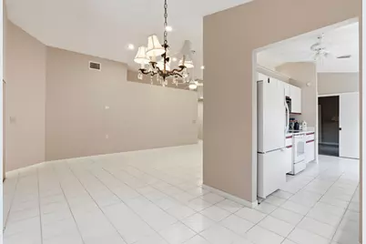 6170 Bay Isles Drive, Boynton Beach, FL 33437 - Photo 7