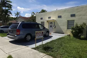 1639 Hayes St, Hollywood, FL 33020 - Photo 3