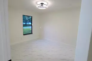 8001 Hibiscus Rd, Fort Pierce, FL 34951 - Photo 5