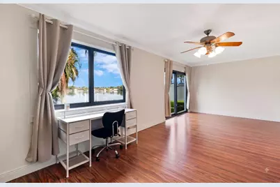 510 NW 93rd Terrace, Pembroke Pines, FL 33024 - Photo 7