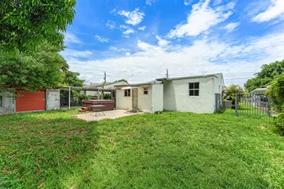 2030 NW 43rd Street, Miami, FL 33142 - Photo 27