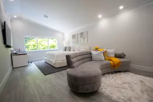 10438 Buena Ventura Dr, Boca Raton, FL 33498 - Photo 23