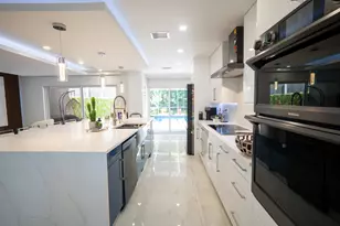 10438 Buena Ventura Dr, Boca Raton, FL 33498 - Photo 13