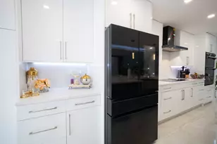 10438 Buena Ventura Dr, Boca Raton, FL 33498 - Photo 17
