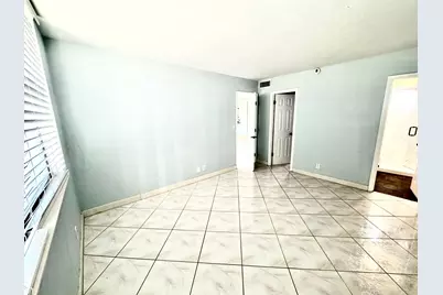 801 N Ocean Boulevard #202, Pompano Beach, FL 33062 - Photo 13