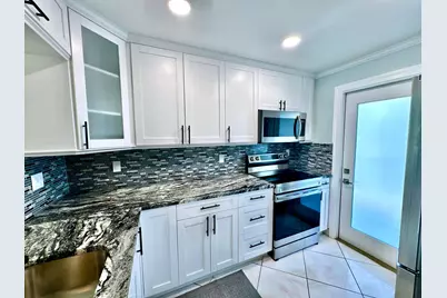 801 N Ocean Boulevard #202, Pompano Beach, FL 33062 - Photo 3