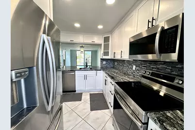801 N Ocean Boulevard #202, Pompano Beach, FL 33062 - Photo 7