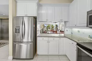 2057 SE 6th St, Deerfield Beach, FL 33441 - Photo 13