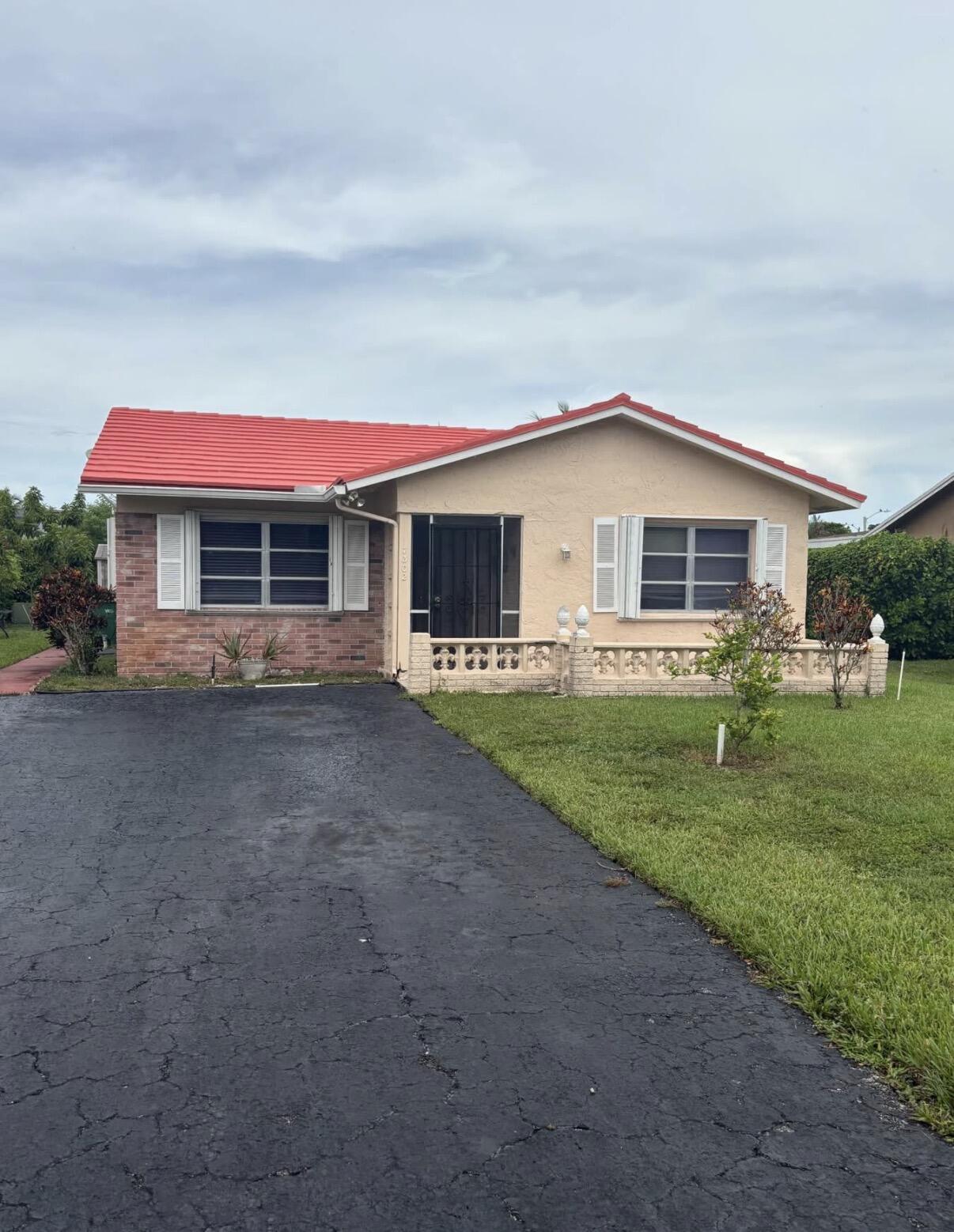 7302 Westwood Dr - 7302 Westwood Dr, Tamarac, FL 33321 Luxury Property | Jose Angel Pina