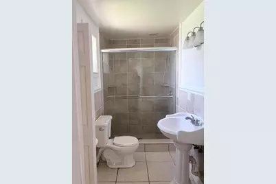 7302 Westwood Drive, Tamarac, FL 33321 - Photo 15
