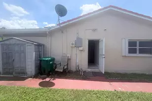 7302 Westwood Dr, Tamarac, FL 33321 - Photo 17
