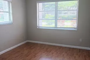 7302 Westwood Dr, Tamarac, FL 33321 - Photo 9