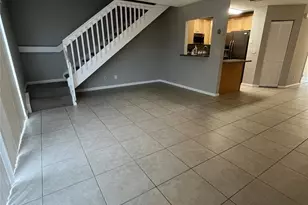 8969 NW 38th Dr, Coral Springs, FL 33065 - Photo 5