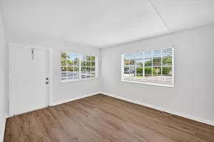 3201 NE 7th Ave, Pompano Beach, FL 33064 - Photo 9