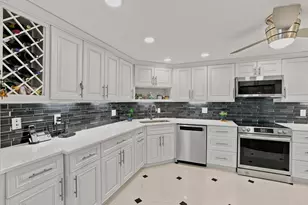 3900 N Ocean Dr, Lauderdale by the Sea, FL 33308 - Photo 13