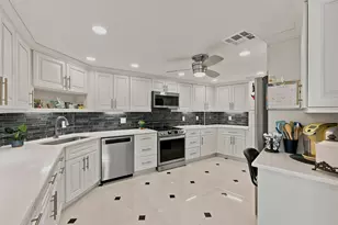 3900 N Ocean Dr, Lauderdale by the Sea, FL 33308 - Photo 17