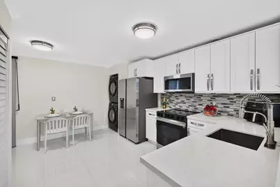 343 Ives Dairy Road #343-06, Miami, FL 33179 - Photo 3