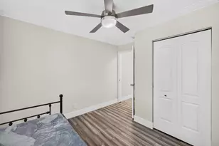 343 Ives Dairy Rd, Miami, FL 33179 - Photo 35