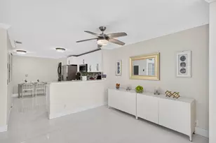 343 Ives Dairy Rd, Miami, FL 33179 - Photo 15
