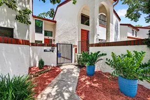 343 Ives Dairy Rd, Miami, FL 33179 - Photo 43