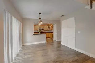 6165 Belleza Ln, Boca Raton, FL 33433 - Photo 7