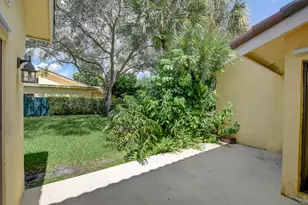6165 Belleza Ln, Boca Raton, FL 33433 - Photo 27