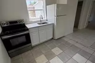 608 NE 2nd, Boynton Beach, FL 33435 - Photo 3