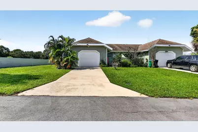 1713 SE Ryecroft Court, Port Saint Lucie, FL 34952 - Photo 1