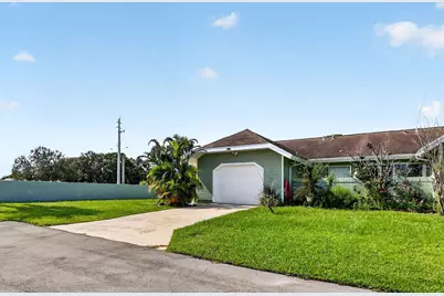 1713 SE Ryecroft Court, Port Saint Lucie, FL 34952 - Photo 3