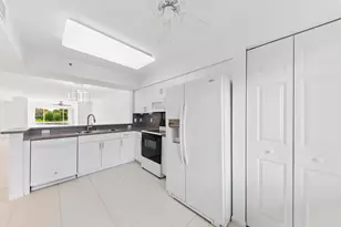 5842 Crystal Shores Dr, Boynton Beach, FL 33437 - Photo 5