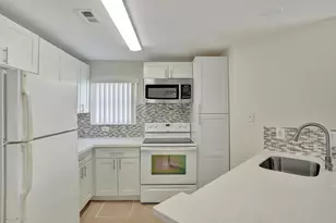12650 Vista Isles Dr, Sunrise, FL 33325 - Photo 3