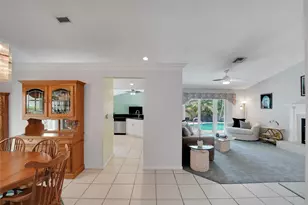 9811 NW 53rd Ct, Coral Springs, FL 33076 - Photo 11