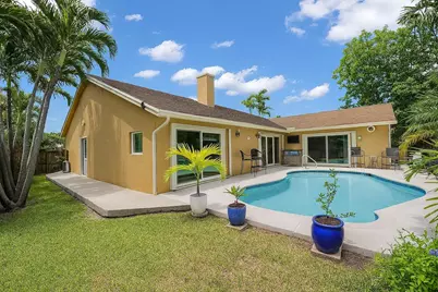 9811 NW 53rd Court, Coral Springs, FL 33076 - Photo 3