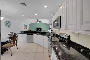 9811 NW 53rd Ct, Coral Springs, FL 33076 - Photo 13