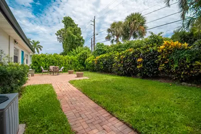 71 18th Avenue S, Lake Worth Beach, FL 33460 - Photo 13