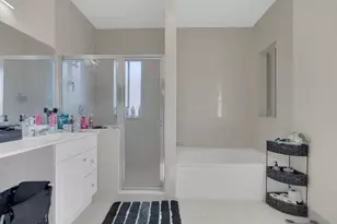 1308 SW 154th Ave, Miami, FL 33194 - Photo 9