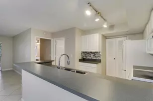 236 Village Blvd, Tequesta, FL 33469 - Photo 9