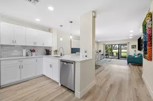17 Southport Ln, Boynton Beach, FL 33436 - Photo 1