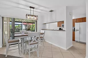 327 NW 36th Ave, Deerfield Beach, FL 33442 - Photo 9