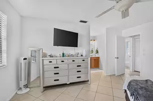 327 NW 36th Ave, Deerfield Beach, FL 33442 - Photo 25