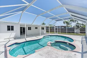 1400 NE 42nd Ct, Oakland Park, FL 33334 - Photo 3