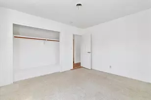 1400 NE 42nd Ct, Oakland Park, FL 33334 - Photo 19