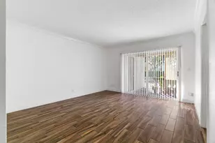 6181 NW 57th St, Tamarac, FL 33319 - Photo 9