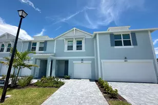 659 Salisbury Cir, Fort Pierce, FL 34982 - Photo 1