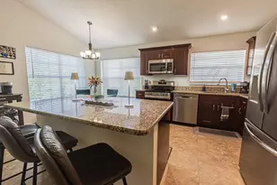 442 SW Fairway Vista, Port Saint Lucie, FL 34986 - Photo 7