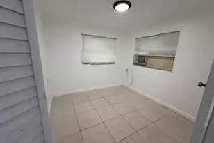 3705 SW 13th Ct, Fort Lauderdale, FL 33312 - Photo 3