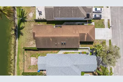 1960 NW 34th Avenue, Coconut Creek, FL 33066 - Photo 3